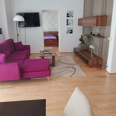 Tinodi Utca 1-3 Apartment