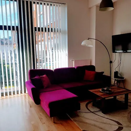 Apartamento Tinodi Utca 1-3 *